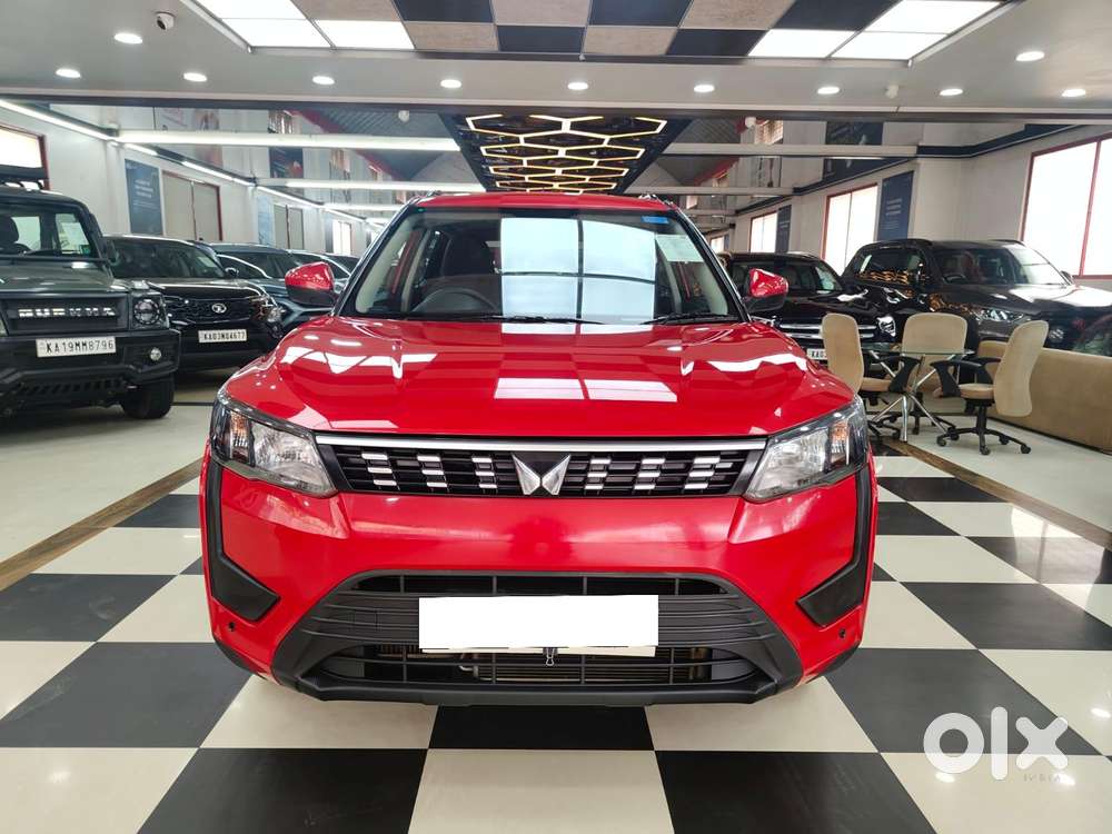 Mahindra Xuv300 W6, 2023, Petrol