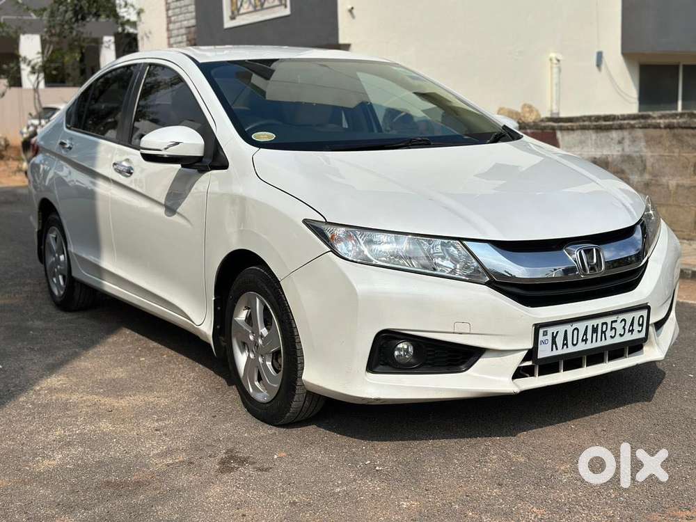Honda City 1.5 V 5th Gen I-vtec Mt, 2016, Petrol