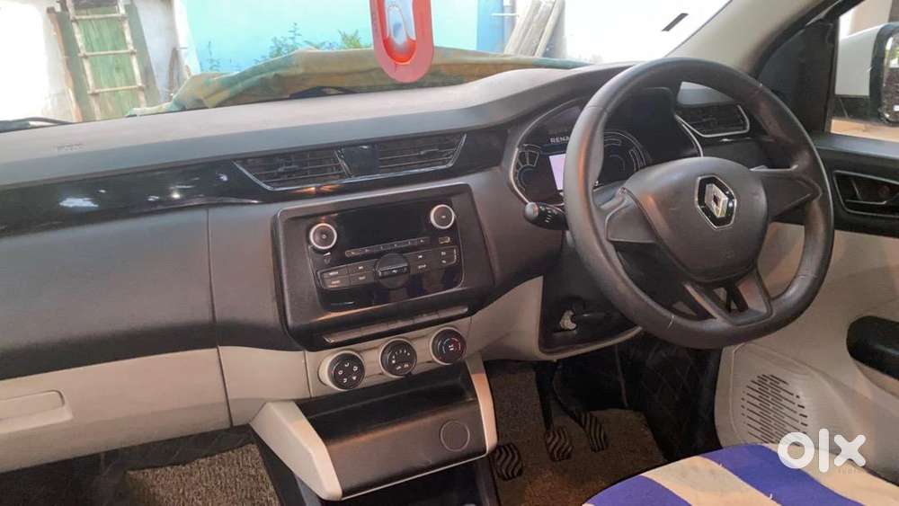 Renault Car 2021 Drive
