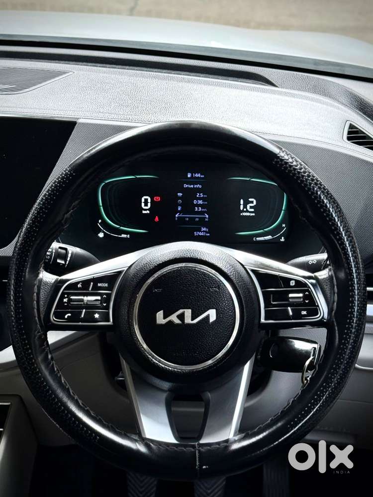 Kia Carens 1.5 Prestige 7 Str, 2023, Petrol