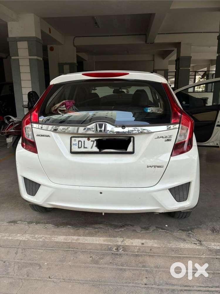 Honda Jazz Automatic 2015 Cng