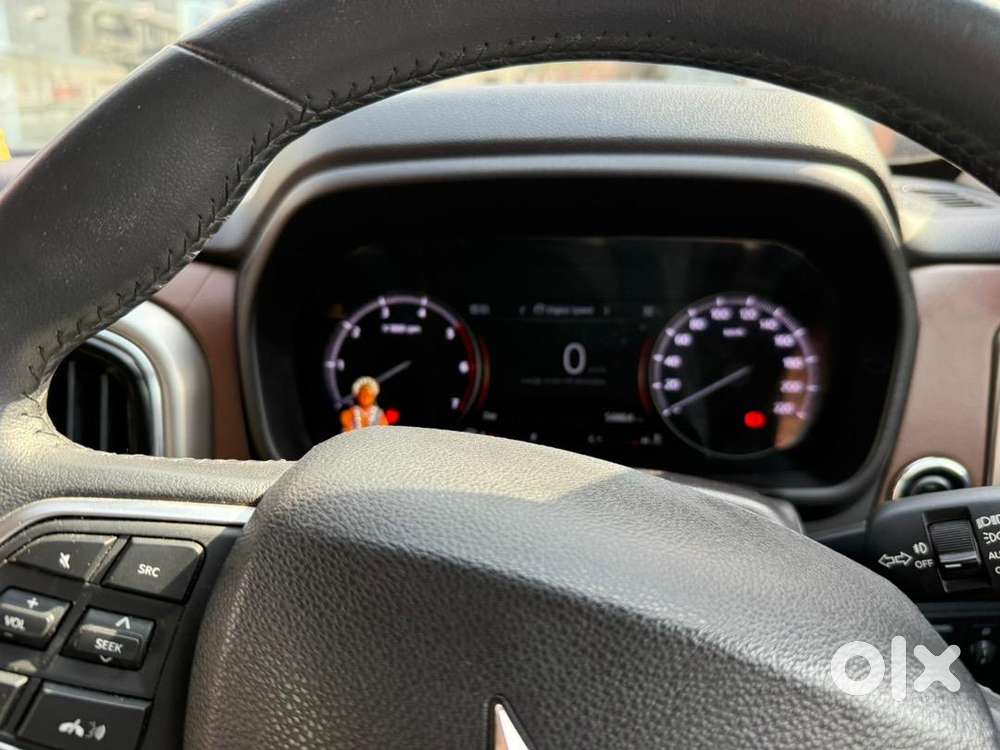 For Sale: Mahindra Scorpio-n Z8 Manual 2023 - Black Beauty!