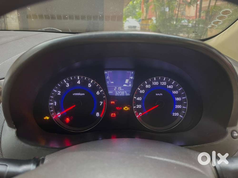 Hyundai Verna 1.6 Vtvt Ex |1st Owner| Only 32000km| White Color
