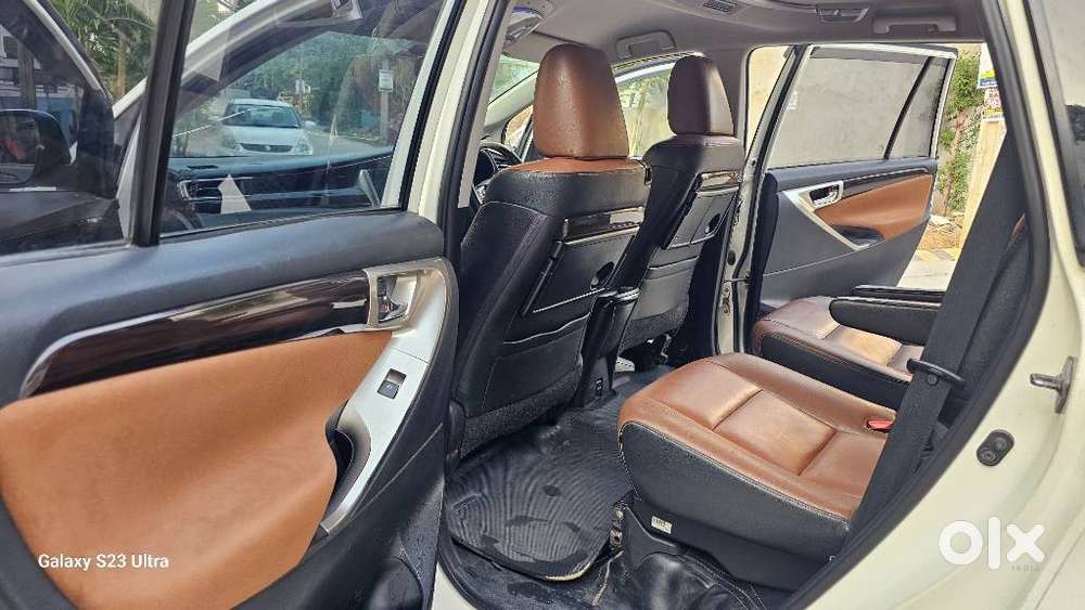 Toyota Innova Crysta 2.8z Automatic, 2018, Diesel