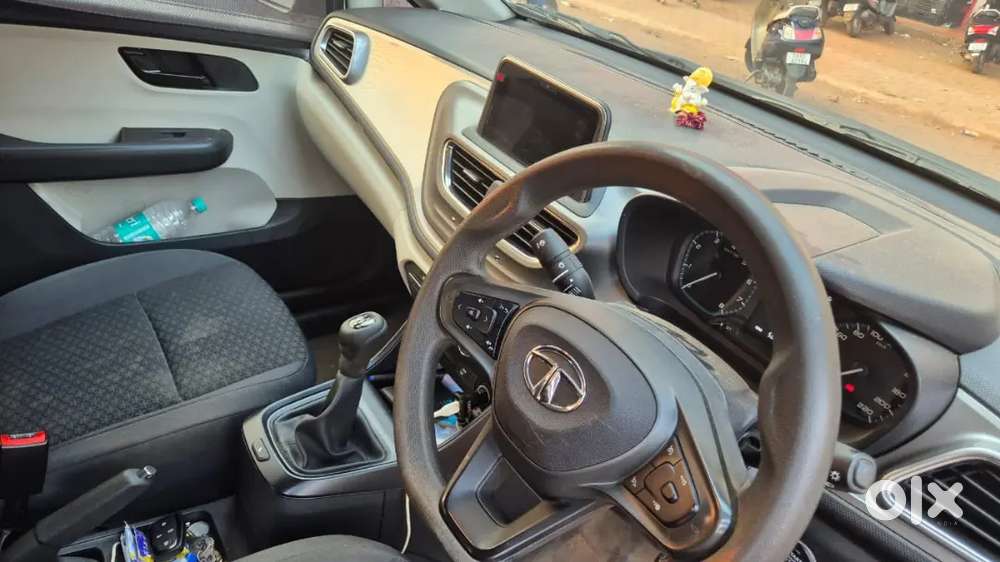 Tata Altroz 2022 Petrol 63000 Km Driven