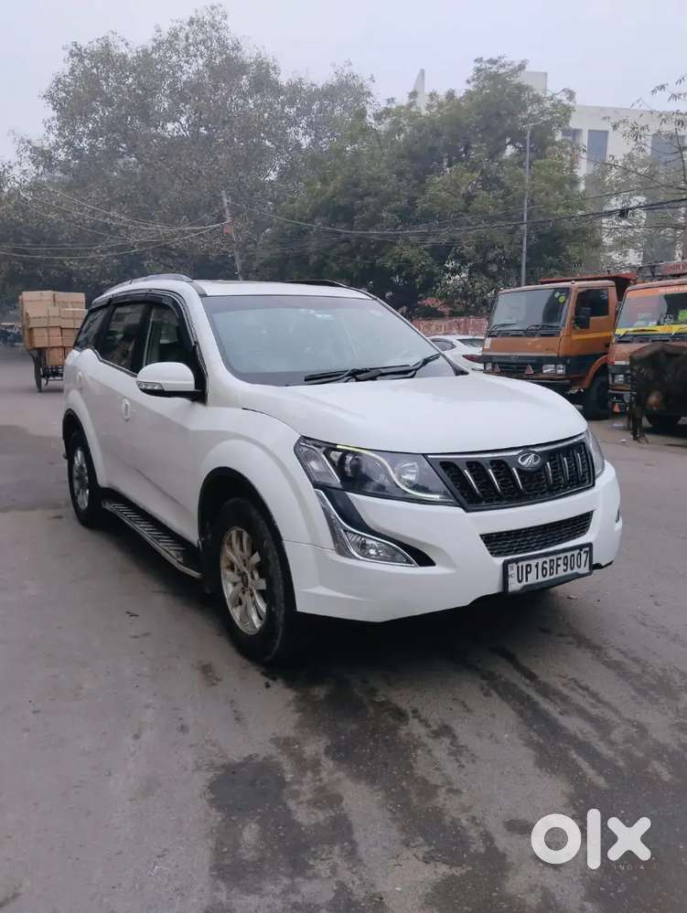 Mahindra Xuv500 2016 Diesel 65000 Km Driven