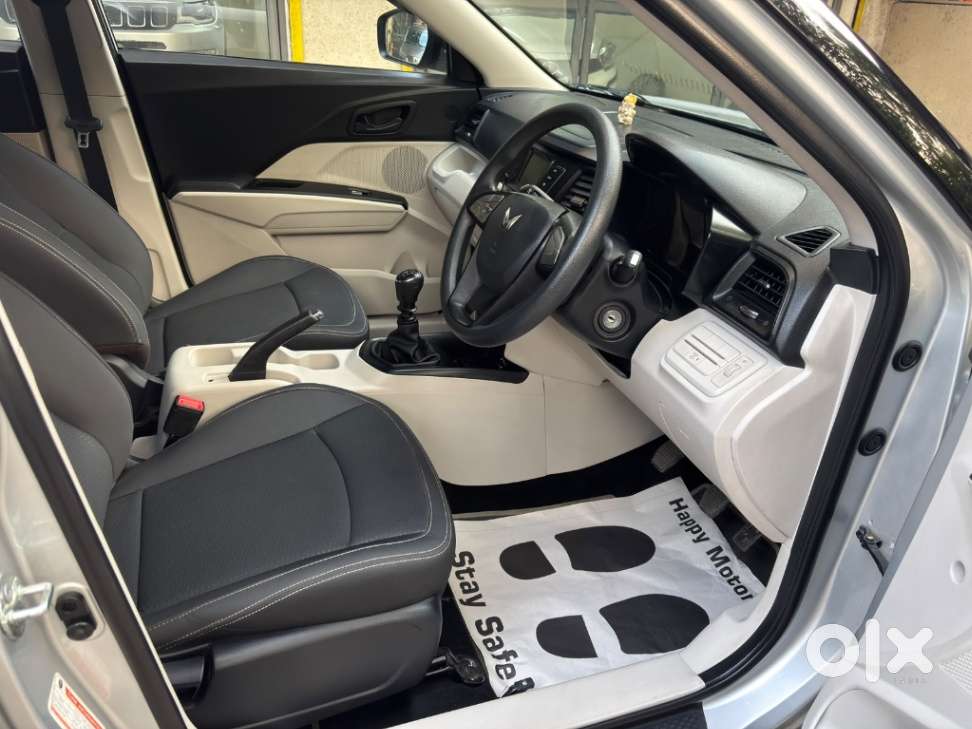 Mahindra Xuv300 W6, 2023, Petrol