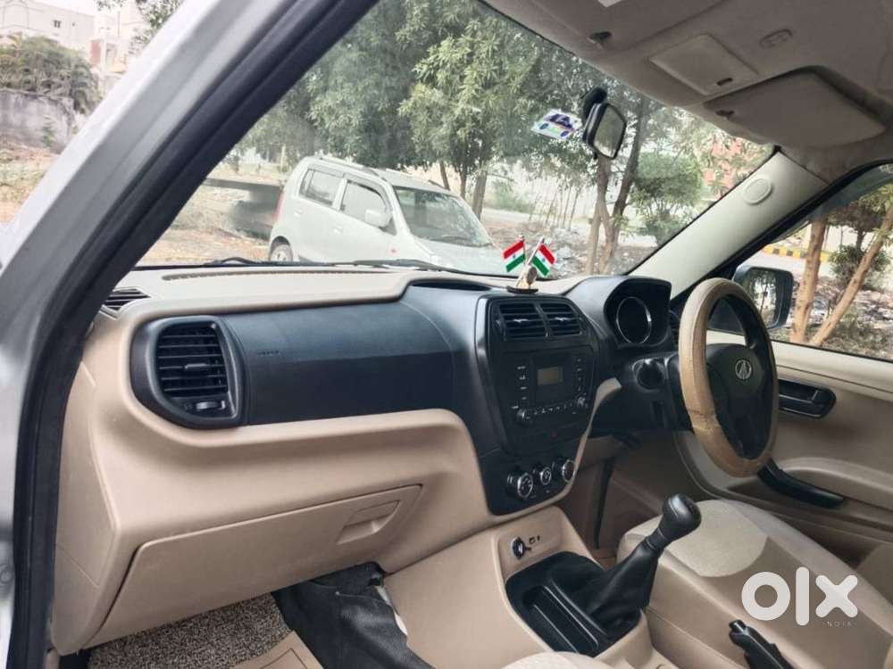 Mahindra Tuv 300 T6 Plus, 2018, Diesel