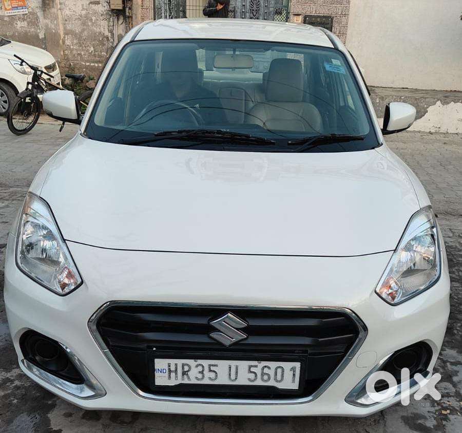 Maruti Suzuki Dzire Vxi Ags, 2022, Petrol