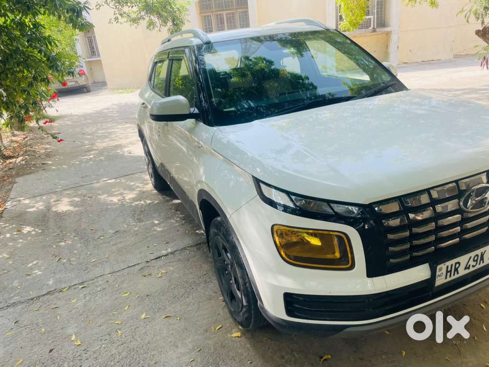 Hyundai Venue Petrol 2024 Model