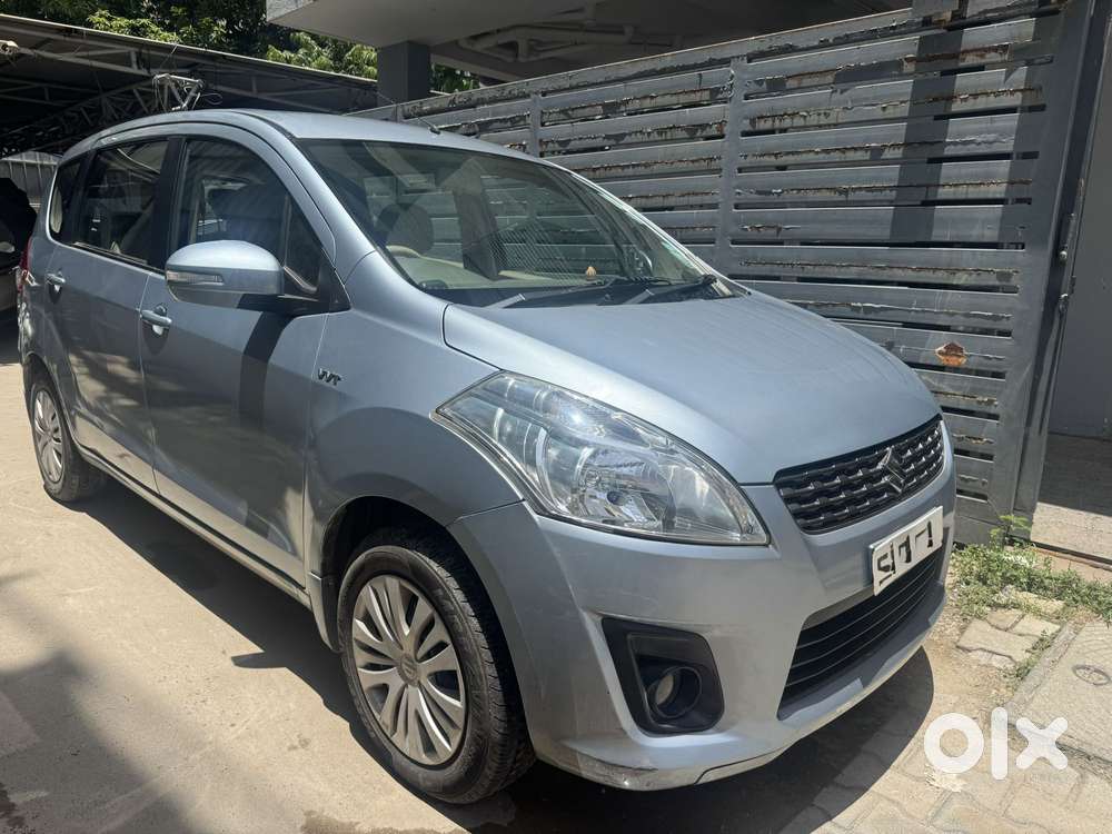 Maruti Suzuki Ertiga Zxi Shvs, 2013, Petrol