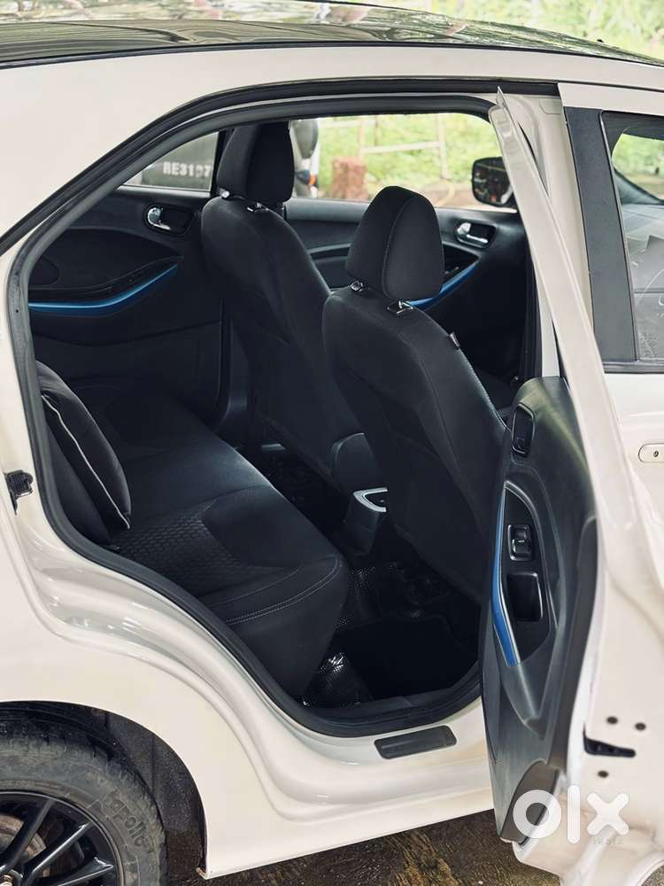 2020 Ford Figo Titanium Tdci Blue