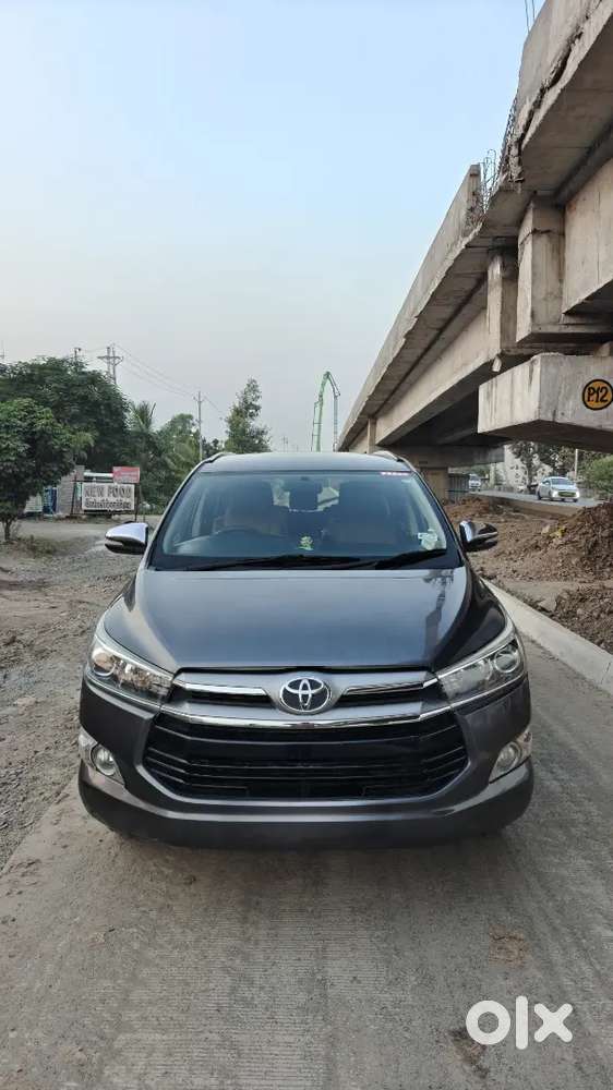 Toyota Innova Crysta 2016