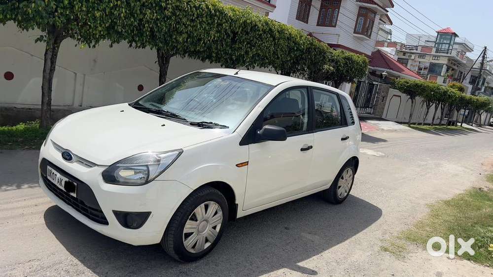 Ford Figo 2011 Petrol 27936 Km Driven