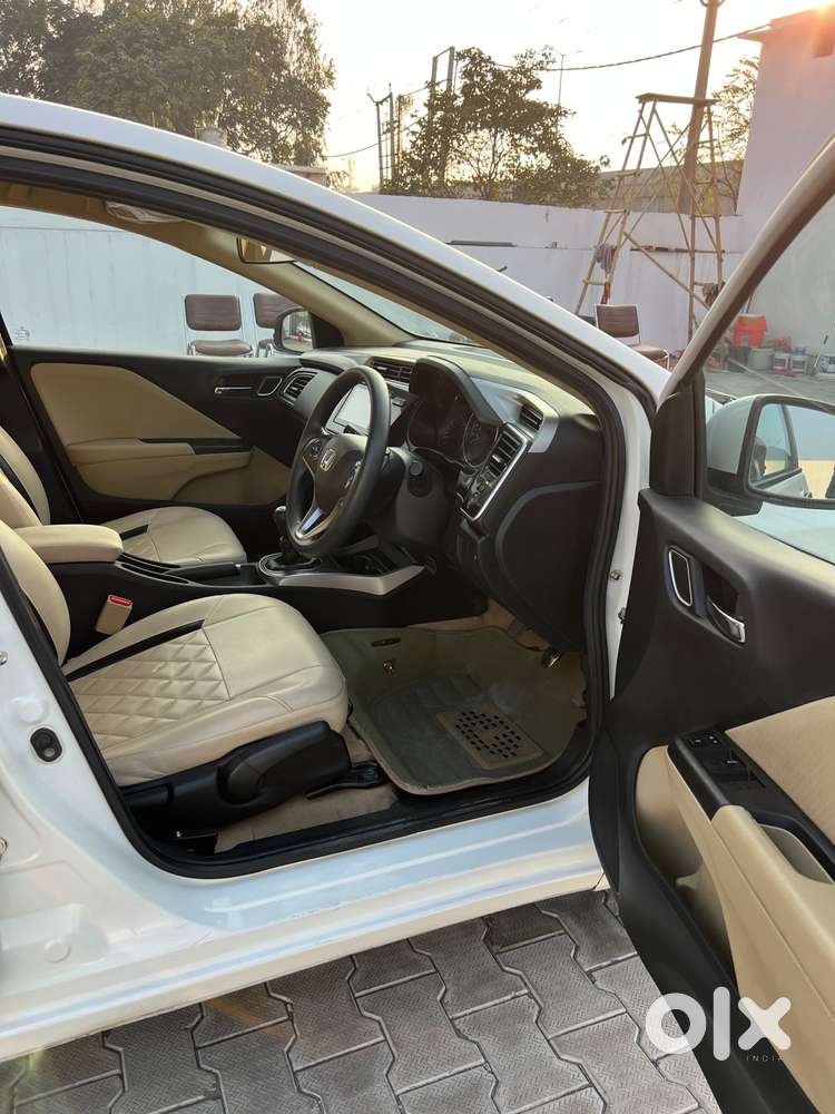 Honda City 1.5 V 5th Gen I-vtec Mt, 2022, Petrol