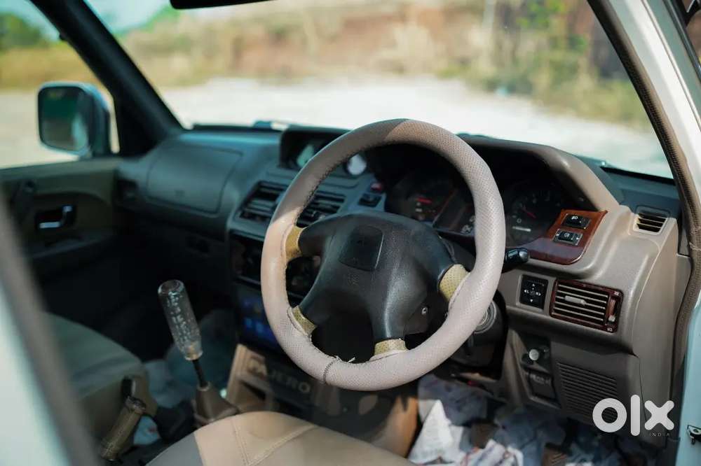 Mitsubishi Pajero Sfx 2011