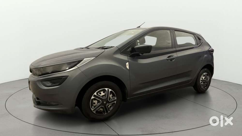 Tata Altroz 1.2 Xe, 2020, Petrol