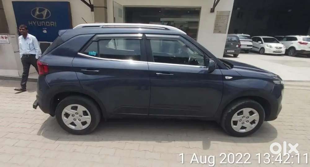 Hyundai Venue 2019 Petrol 54000 Km Driven