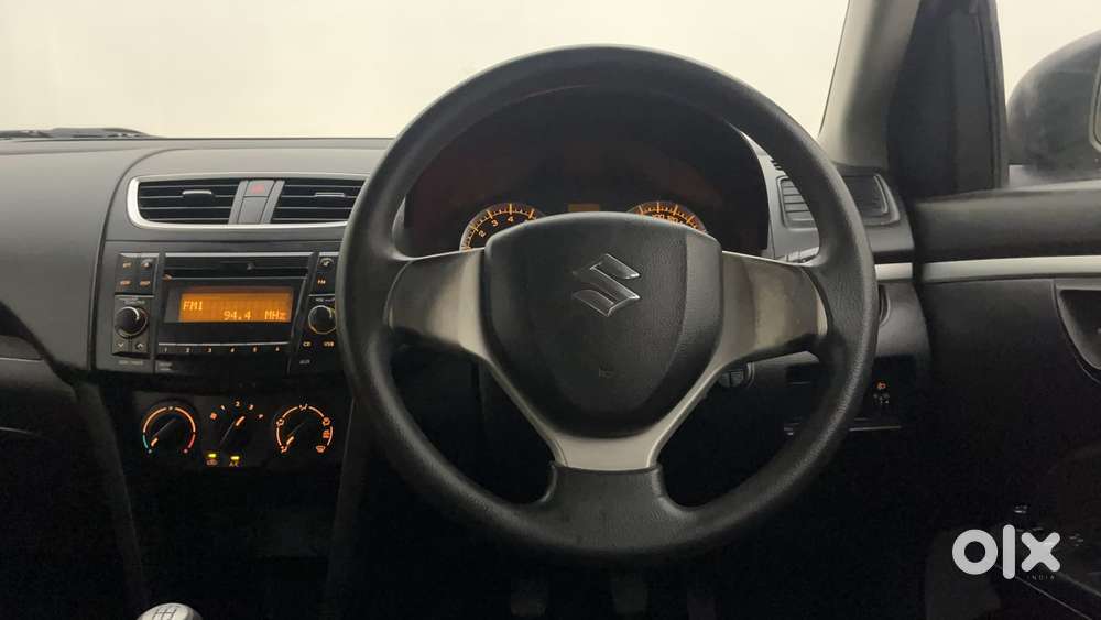 Maruti Suzuki Swift Vvt Vxi, 2015, Petrol