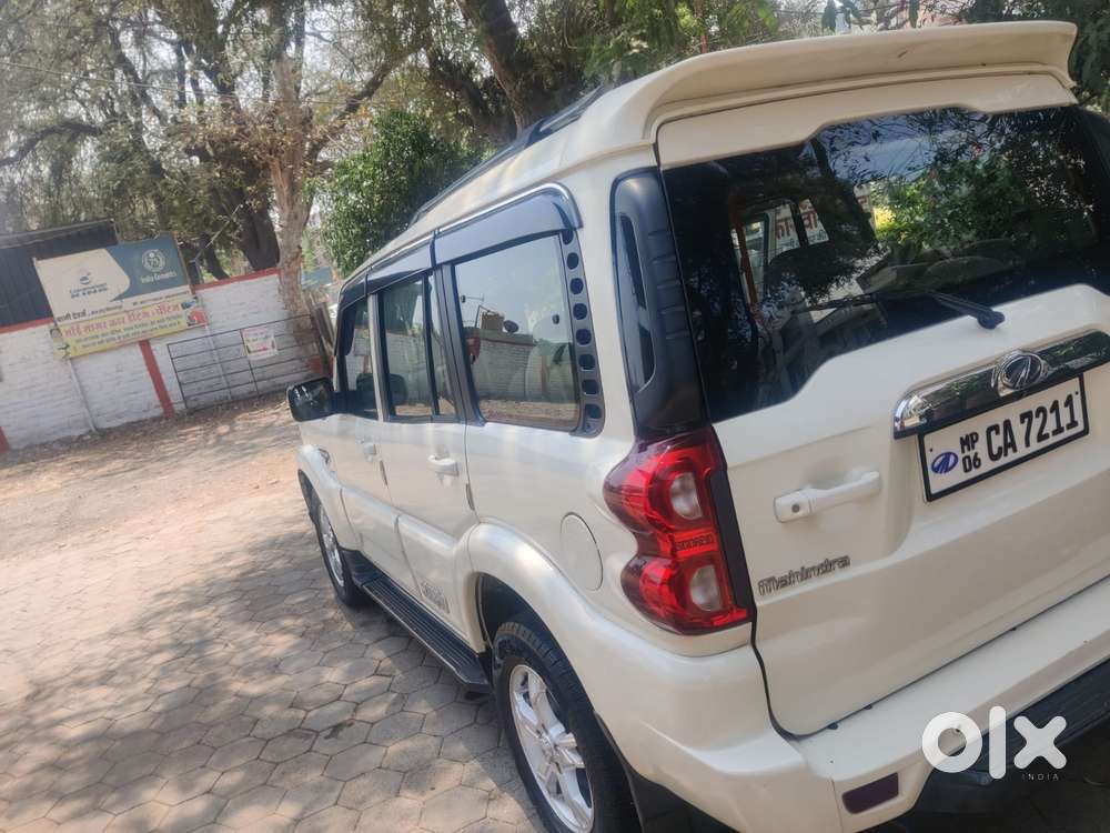 Mahindra Scorpio S10, 2017, Diesel