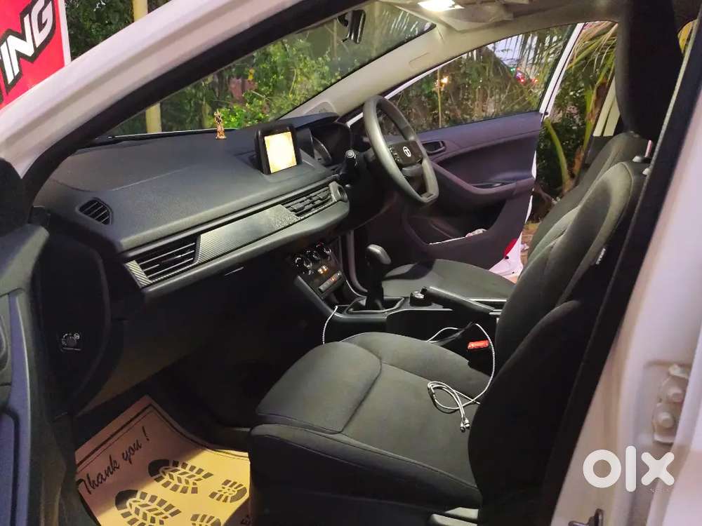 Tata Nexon 2025 Petrol 20500 Km Driven