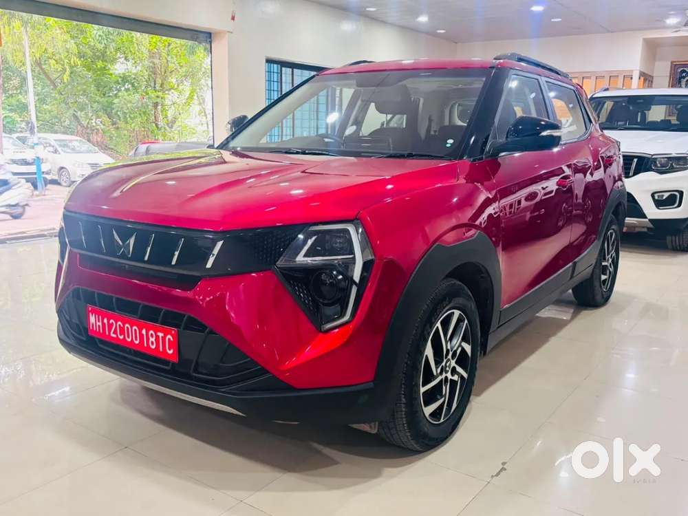 Mahindra Xuv 3xo Ax5 Pm Mt, 2024, Petrol