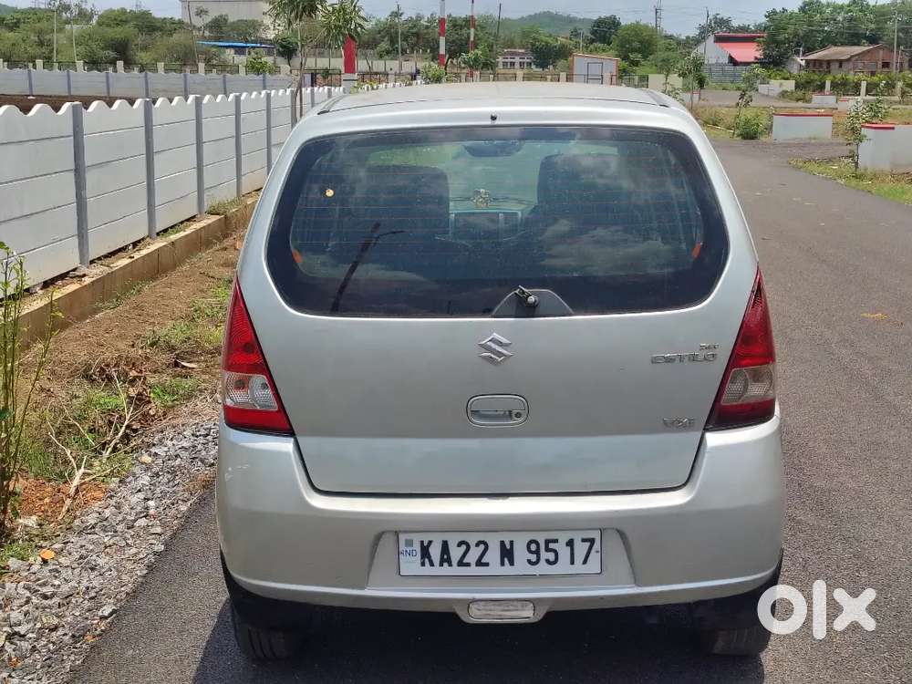 Maruti Suzuki Zen Estilo 2010
