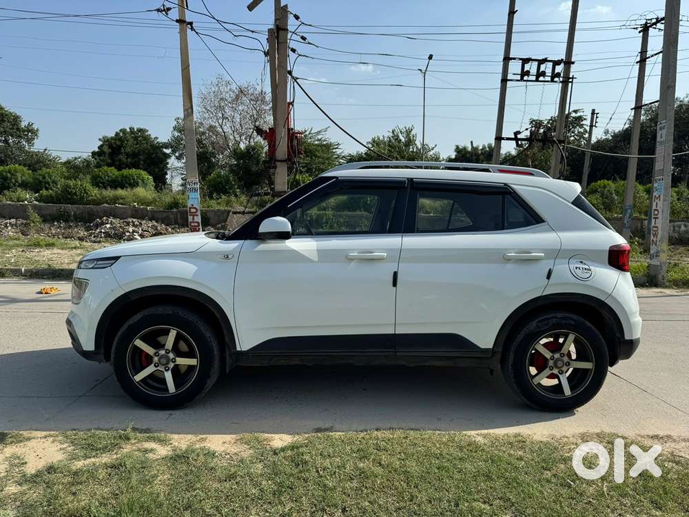 2020 Hyundai Venue S 1.2 Petrol Manual