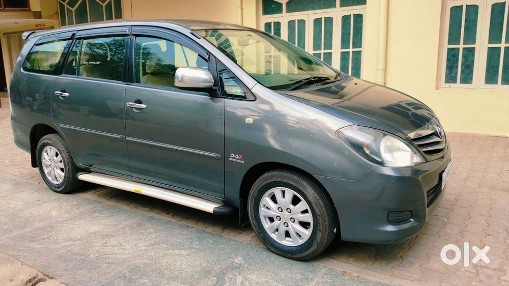 Toyota Innova 2.5 Vx 7 Str, 2011, Diesel
