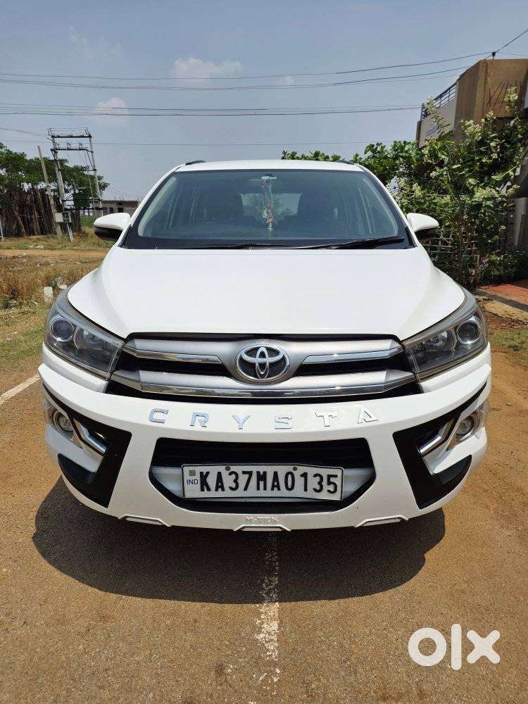 Toyota Innova Crysta 2.4 V, 2020, Diesel