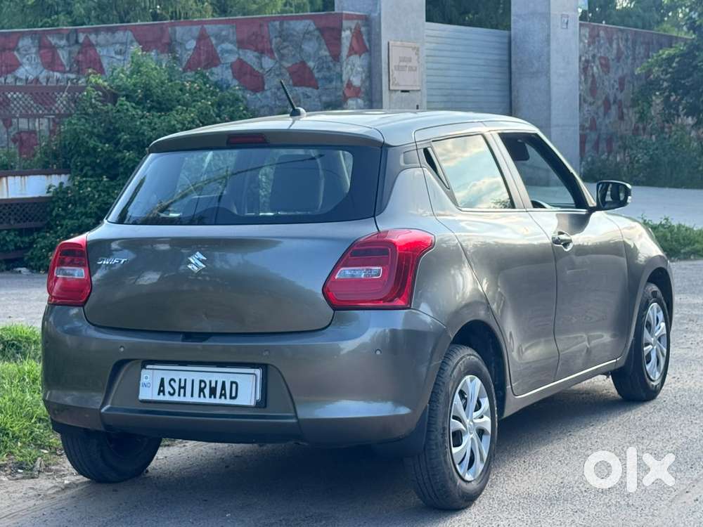 Maruti Suzuki Swift Vvt Vxi, 2021, Petrol