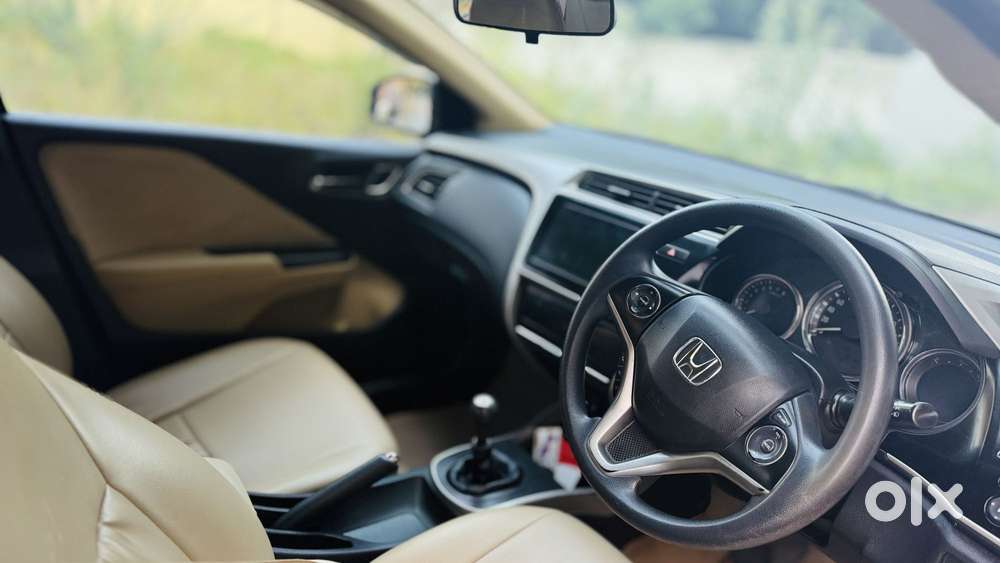 Honda City I-vtec V, 2018, Petrol