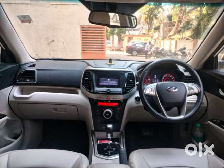 Mahindra Xuv300 W8 (o) 1.5 Diesel Amt, 2022, Diesel