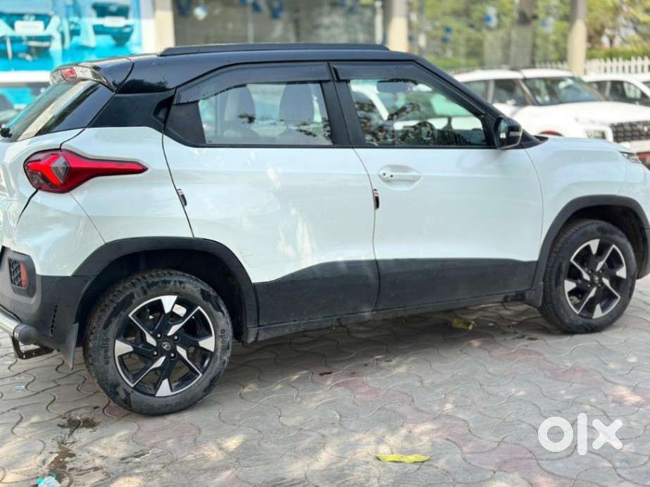 Tata Punch Creative, 2022, Petrol