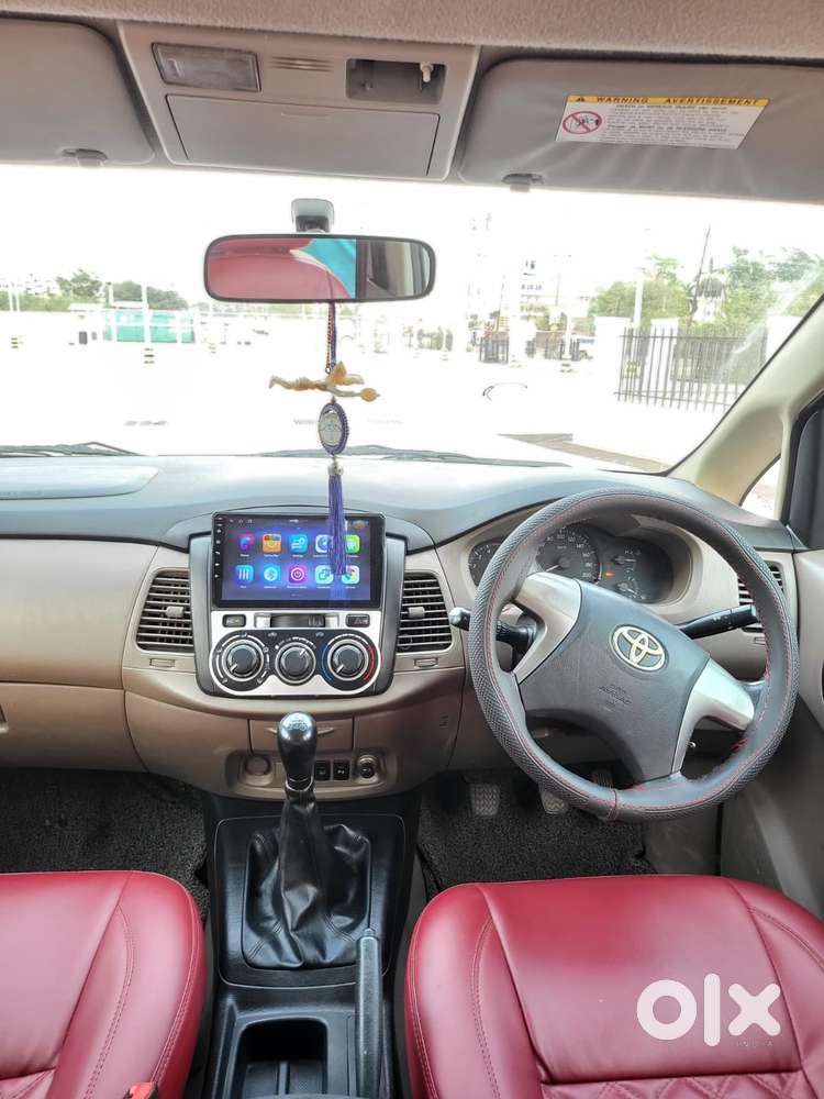 Toyota Innova 2.5 G (diesel) 8 Seater, 2015, Diesel