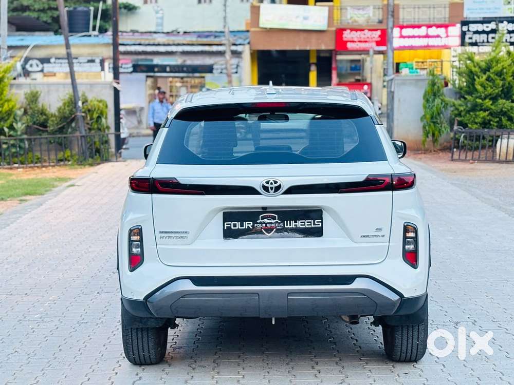 Toyota Urban Cruiser Hyryder 1.5 S Neo Drive At, 2024, Petrol