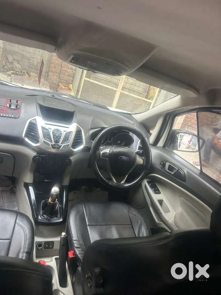 Gadi Ek Dam Ok Ha Engine Se Har Chij Se Ok Ha New Tyre And Battery