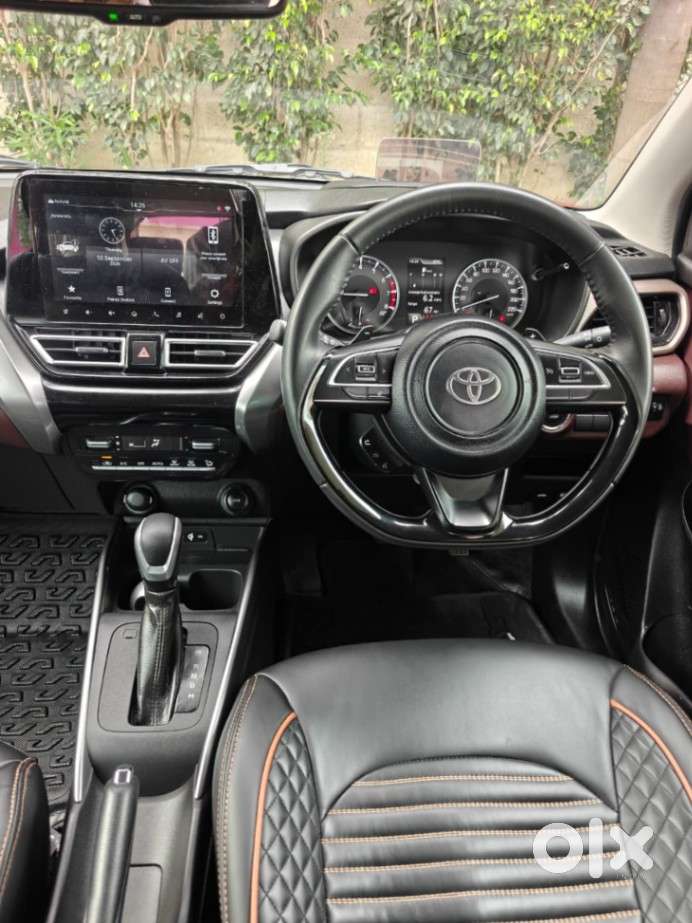Toyota Urban Cruiser Taisor V 1.0 Petrol At, 2024, Petrol