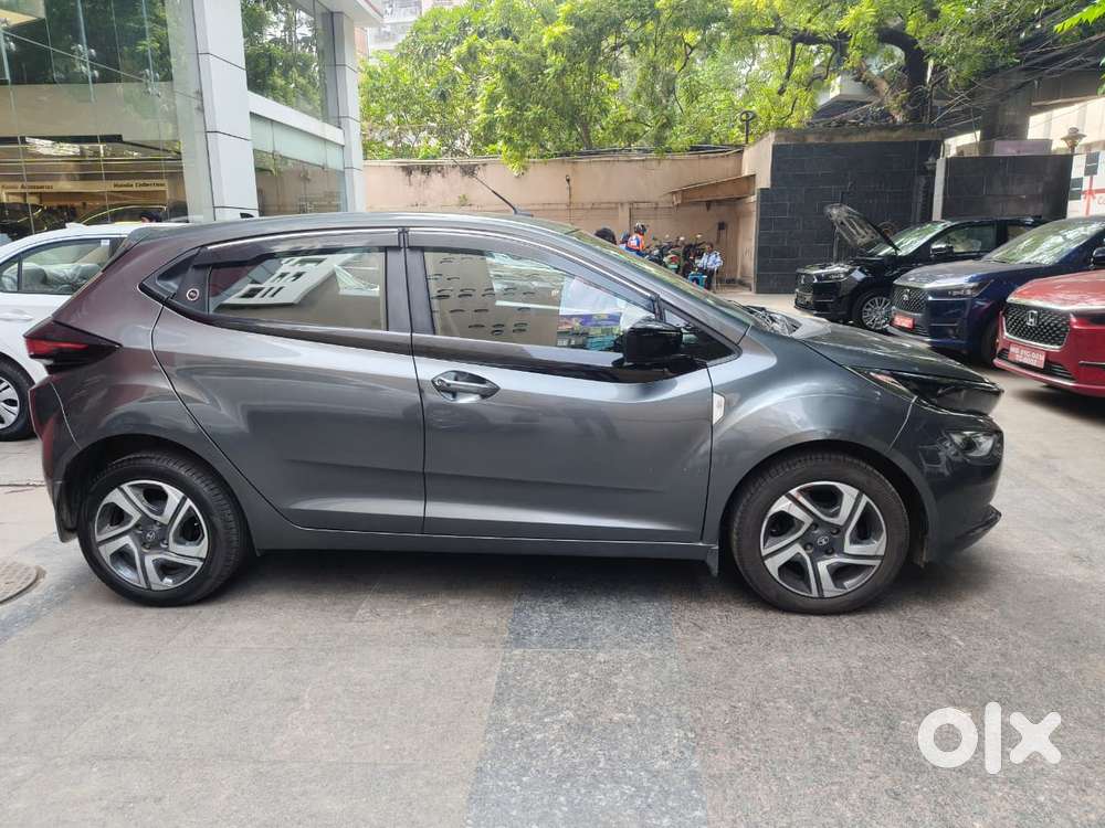 Tata Altroz 1.2 Xt, 2024, Petrol