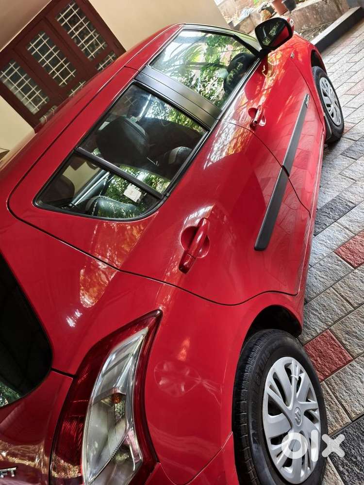 Maruti Suzuki Swift 2017 Petrol Well Maintained