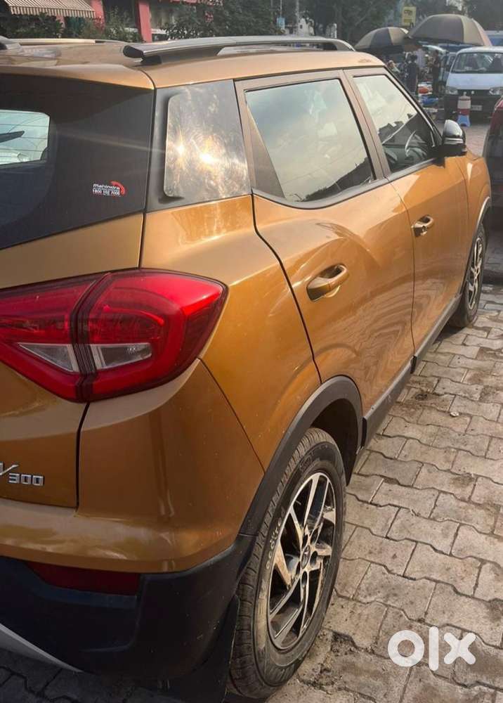 Mahindra Xuv300 W8 Option, 2024, Petrol