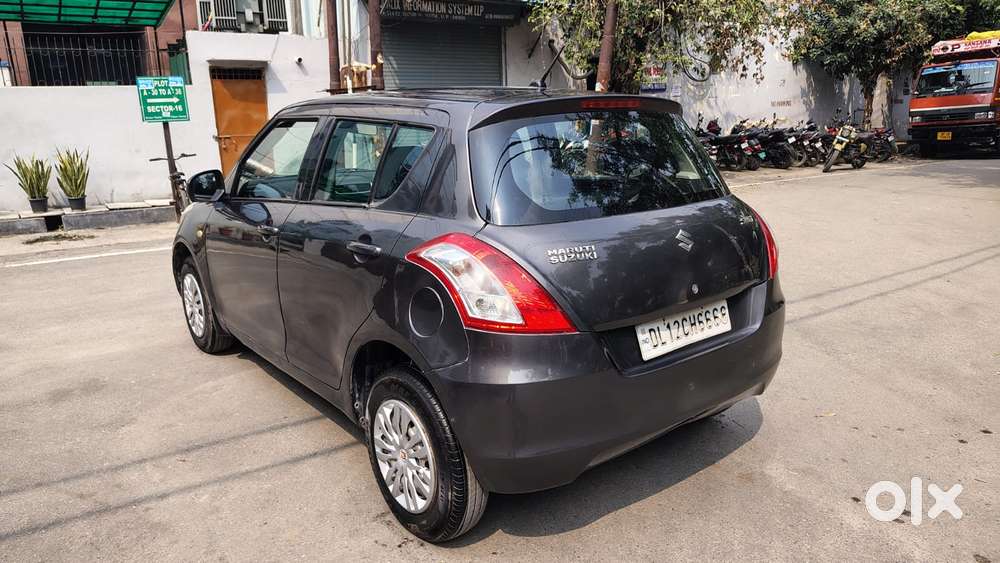 Maruti Suzuki Swift Lxi, 2015, Petrol