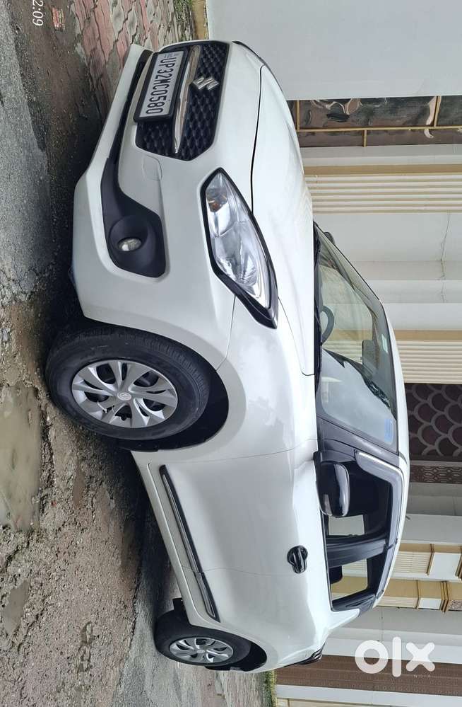 Maruti Suzuki Swift 1.2 Vxi (o), 2021, Petrol