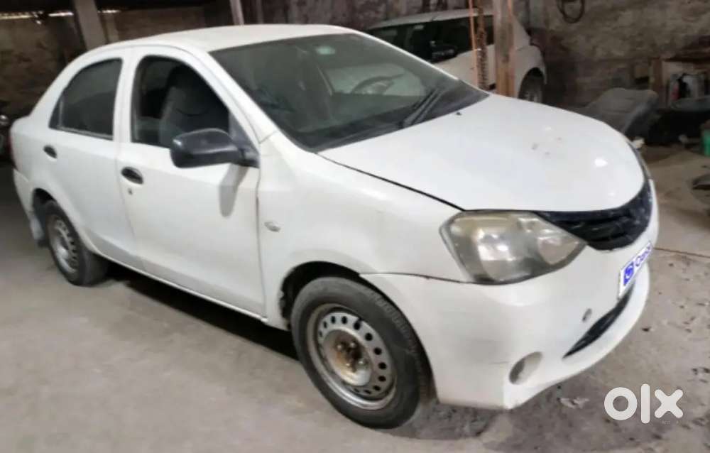 Toyota Etios G, Model2014, Mannul