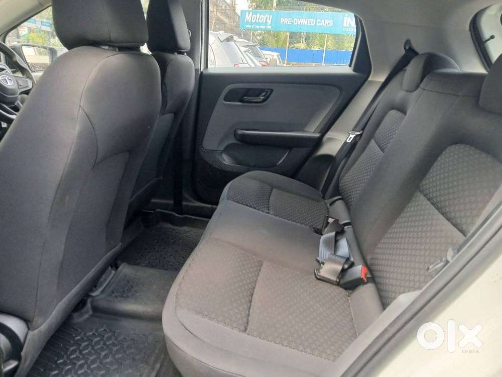 Tata Altroz 1.2 Xm, 2020, Petrol