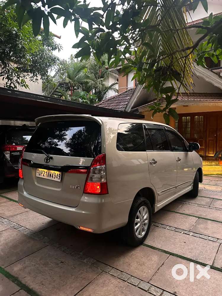 Toyota Innova Diesel 7 Seater 2014
