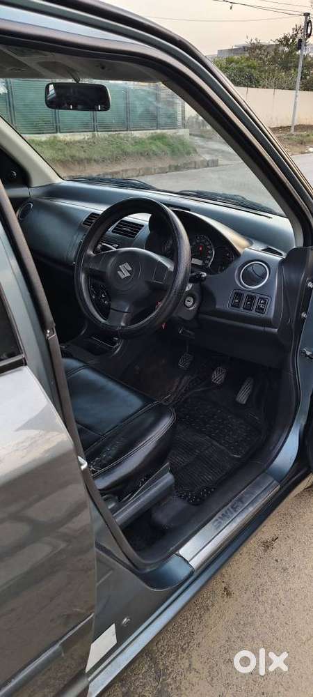 Maruti Suzuki Swift Dzire 1.2 Vxi Bsiv, 2009, Petrol