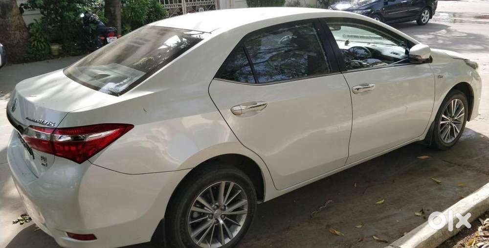 Vip Number Toyota Corolla Altis 2014 Petrol Well Maintained