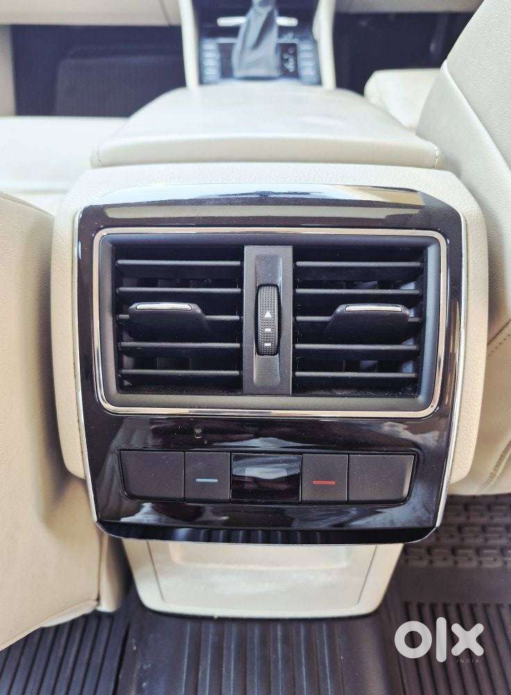 Skoda Superb 1.8 Elegance Tsi At, 2018, Petrol