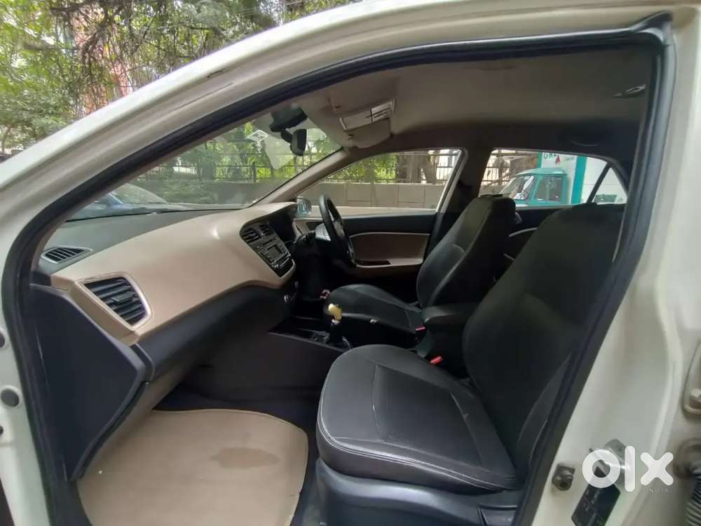 Hyundai I20 2015 Cng & Hybrids 61000 Km Driven